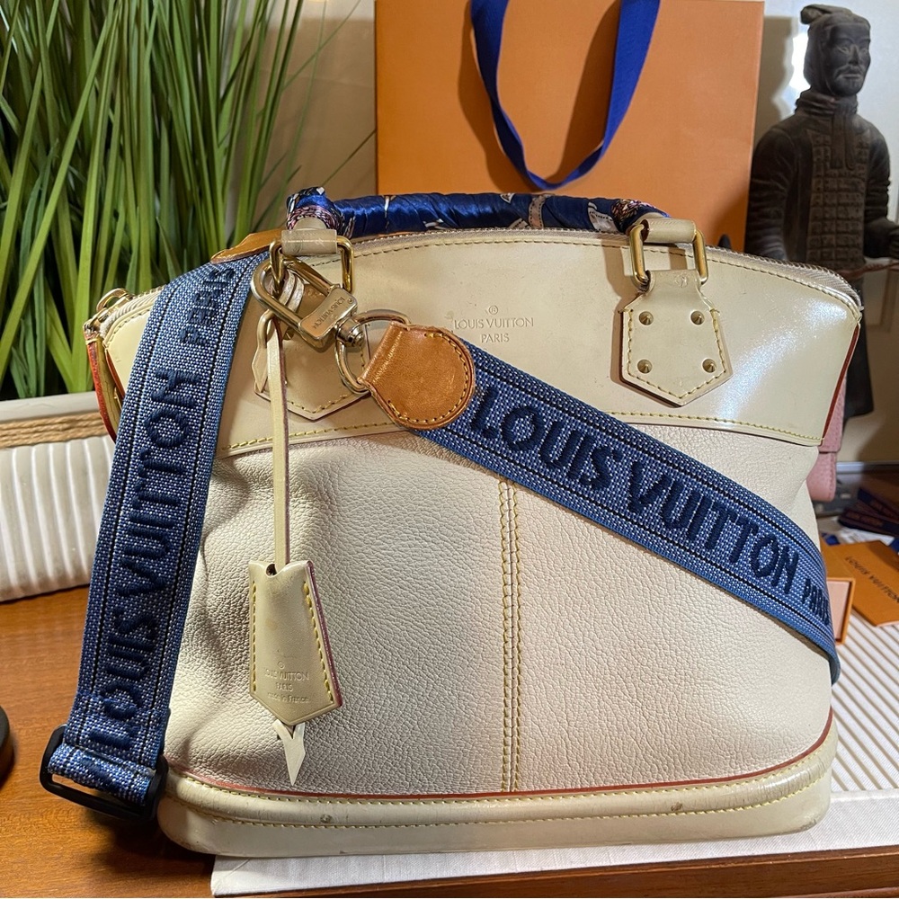 Louis Vuitton FYI Listing for someone - Picture 2 of 2